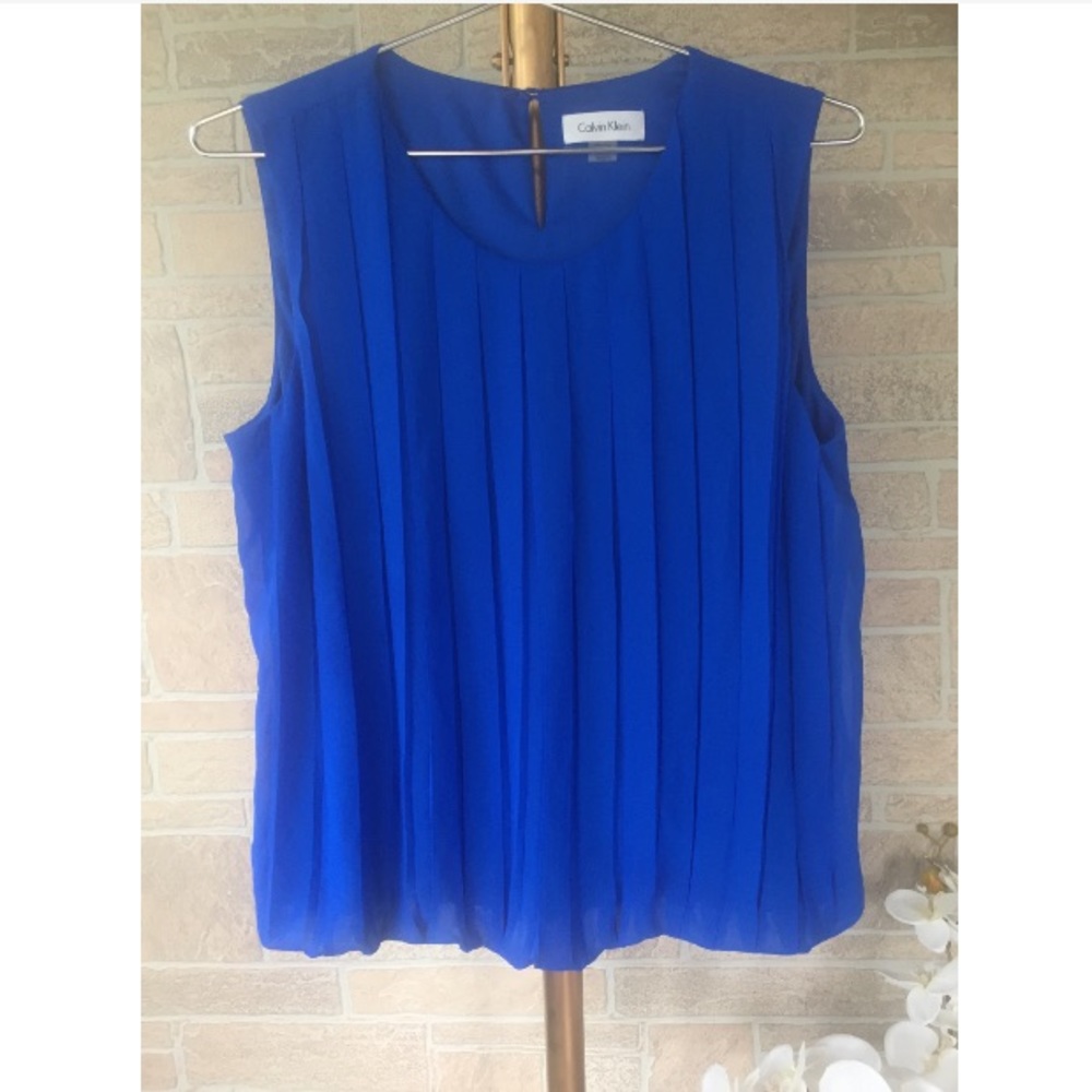 Calvin Klein Blue Pleated Sleeveless Blouse